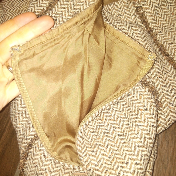 Ann Taylor The Loft silk wool blend brown skirt size 2p - Picture 3 of 4